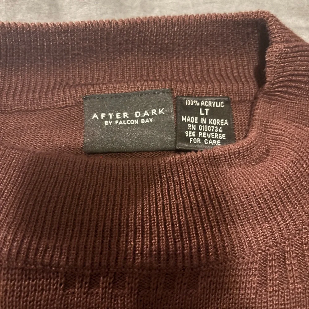 Elegant Brown Crewneck Sweater for Men - Picture 2 of 5
